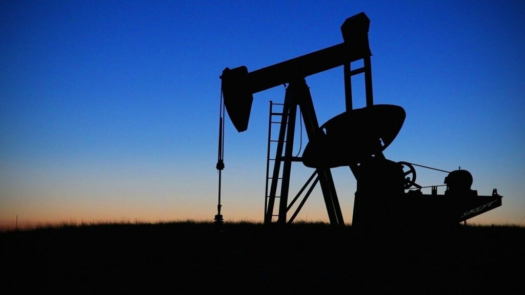 Dlaczego warto inwestować w ropę?